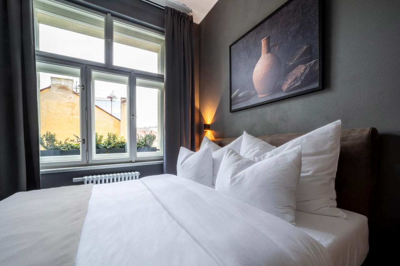 The Viaduct - Suites & More Praga Esterno foto